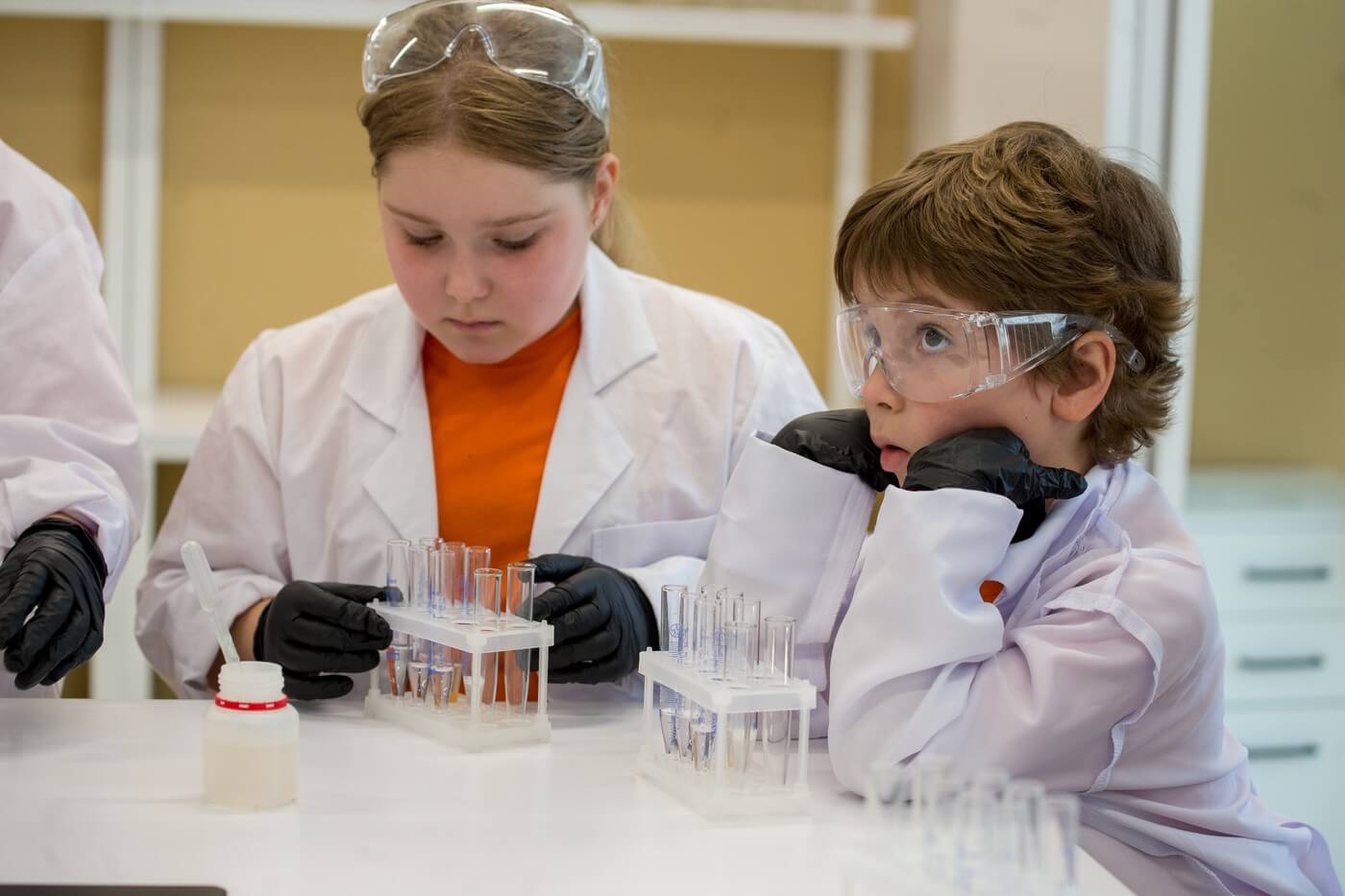 Розвиваючі гуртки для дітей у Львові: від науки до мистецтва